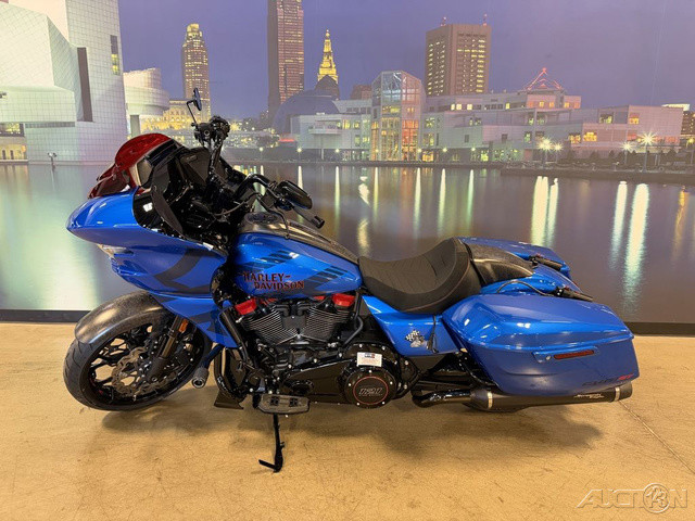 CVO® Road Glide® ST