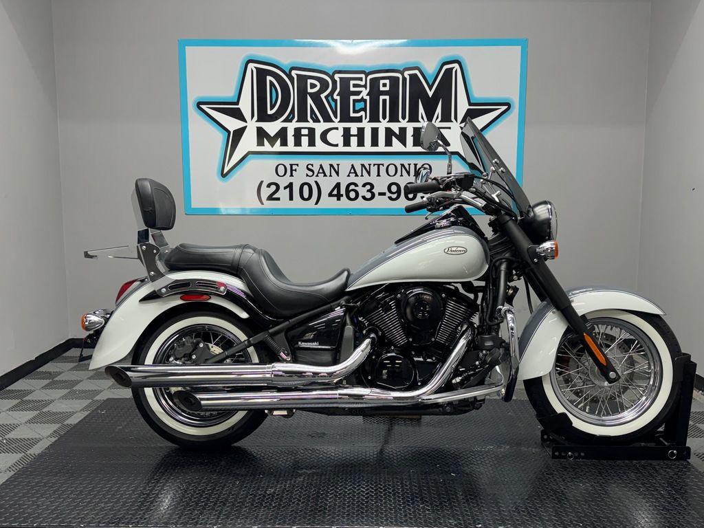 Vulcan 900 Classic