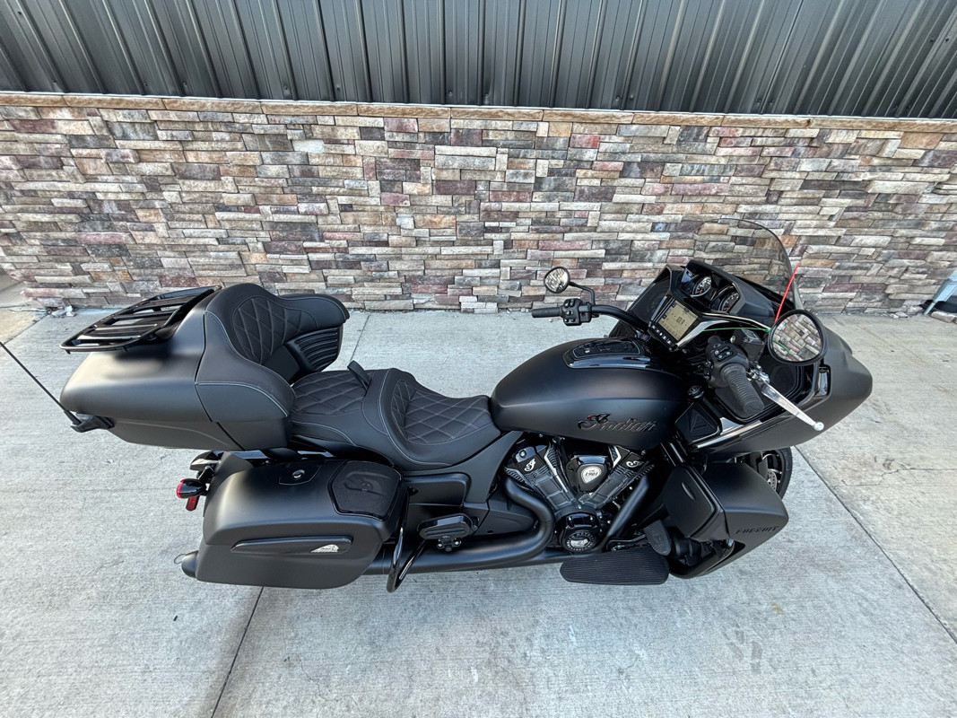 Pursuit Dark Horse