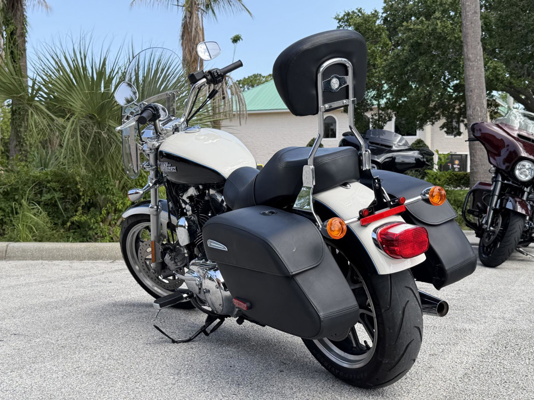 Sportster® SuperLow® 1200T