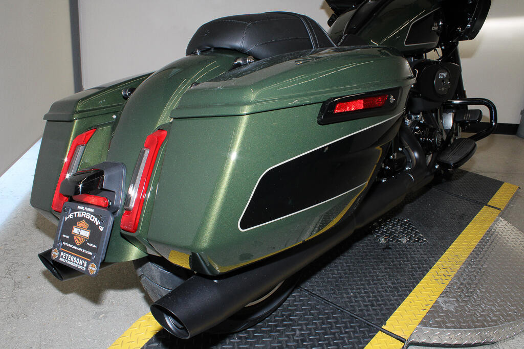 Road Glide®