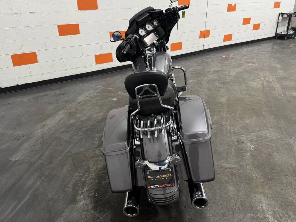 Street Glide® Special