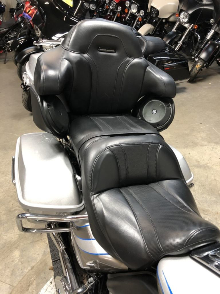 CVO® Road Glide® Ultra
