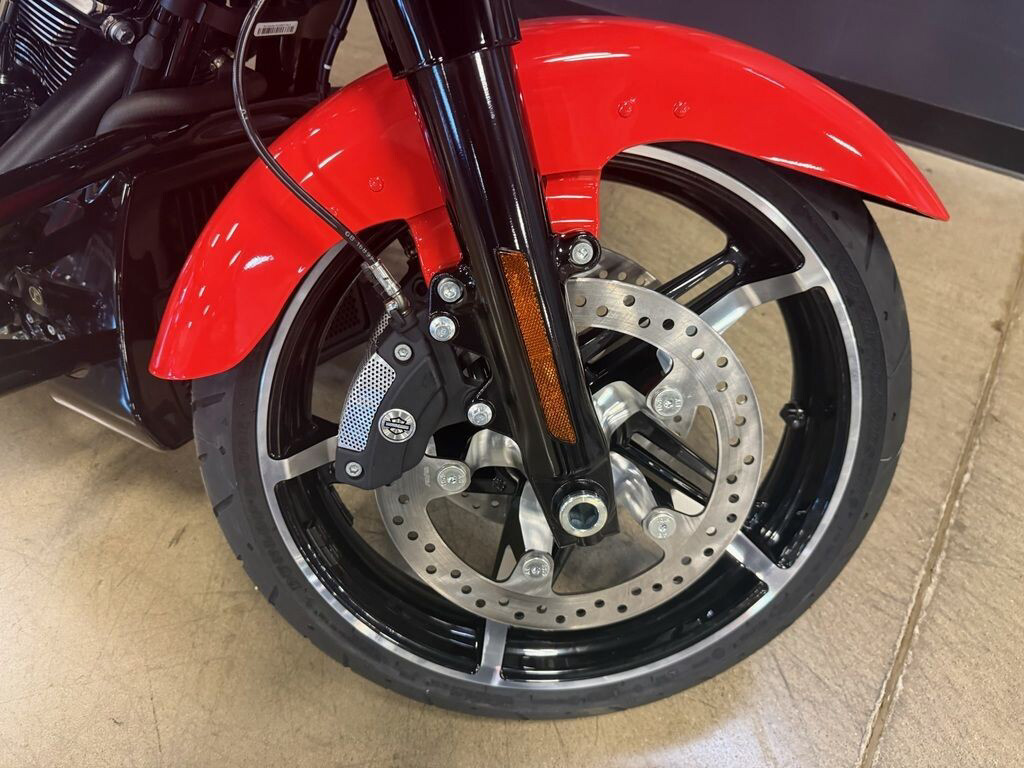 Road Glide®