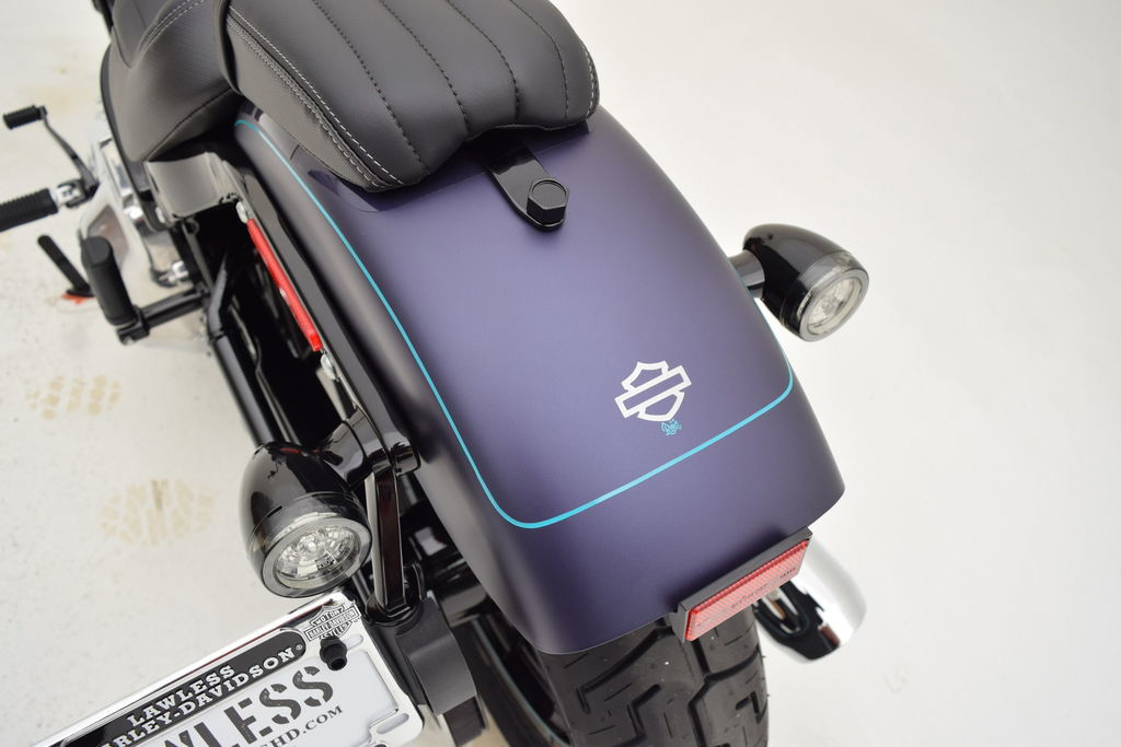 Street Bob®