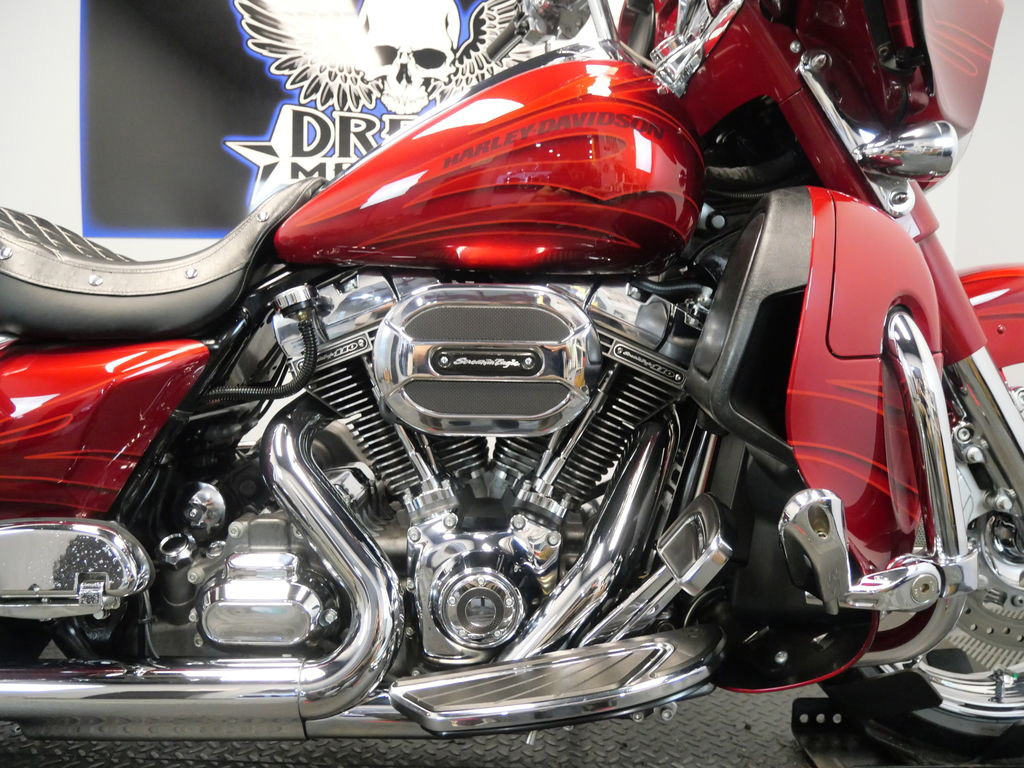 CVO® Street Glide®