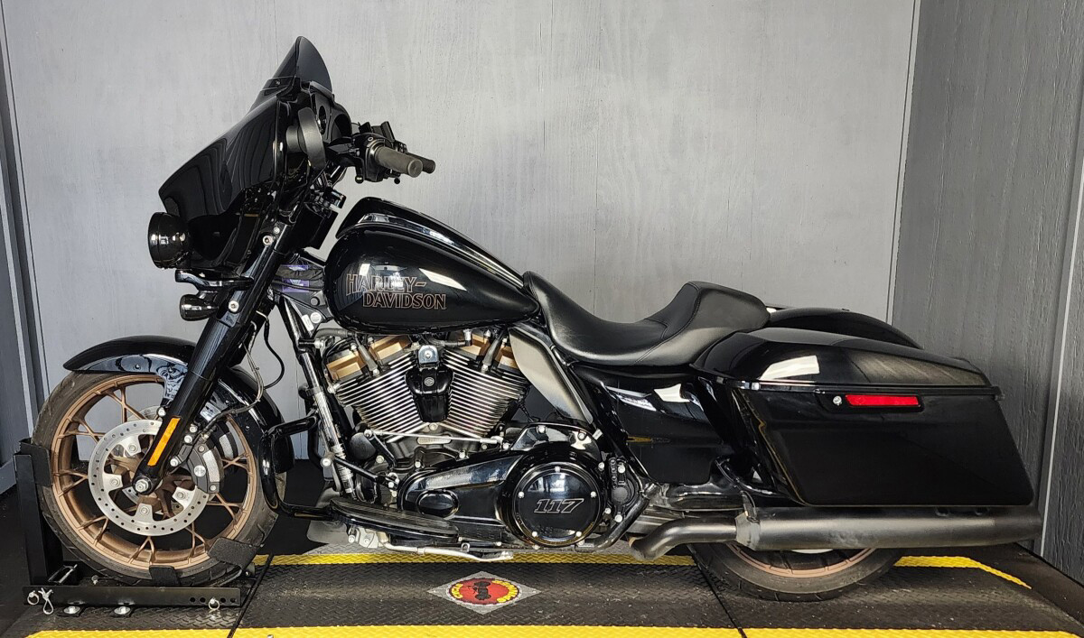 Street Glide® ST