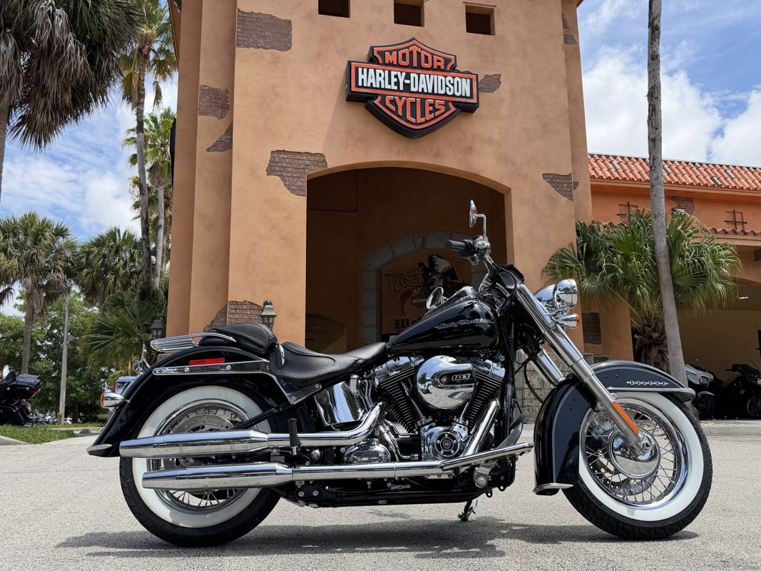 Softail® Deluxe