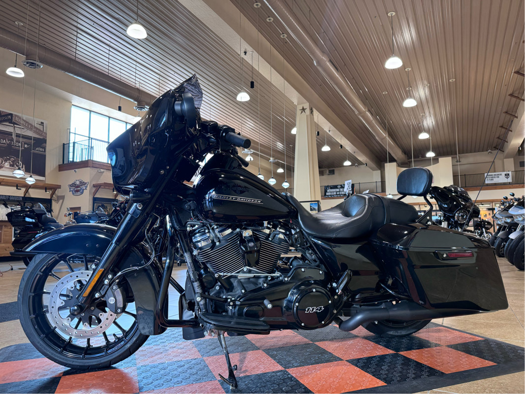 Street Glide® Special