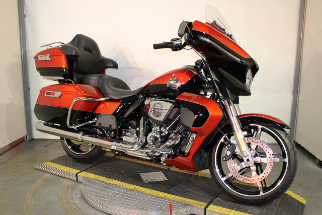 Street Glide® Ultra