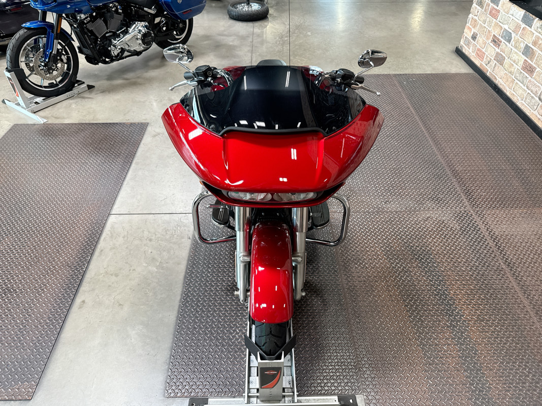 Road Glide®