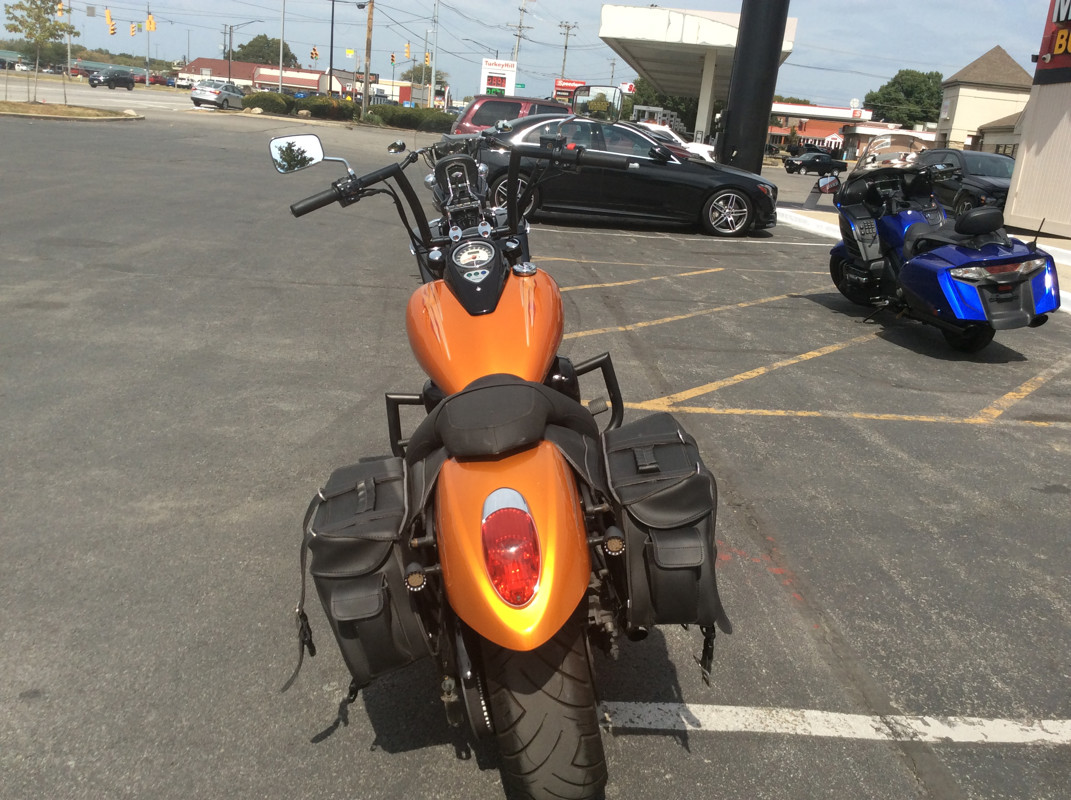 Vulcan 900 Custom