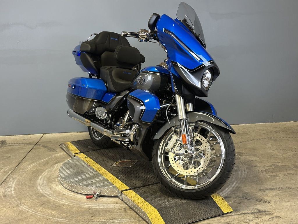 CVO® Street Glide® Limited