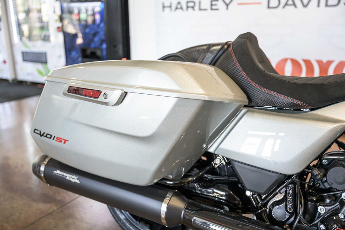 CVO® Road Glide® ST