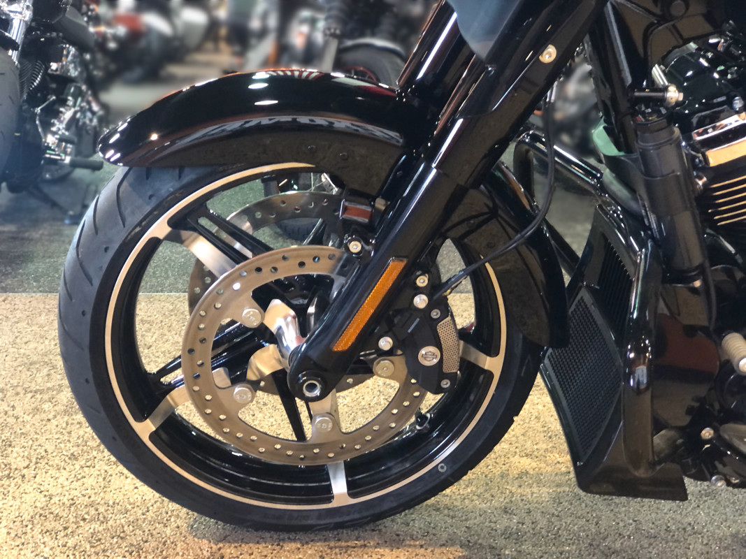 Street Glide®