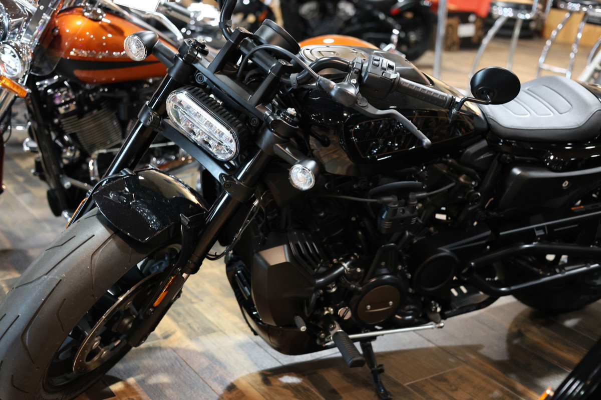 Sportster® S