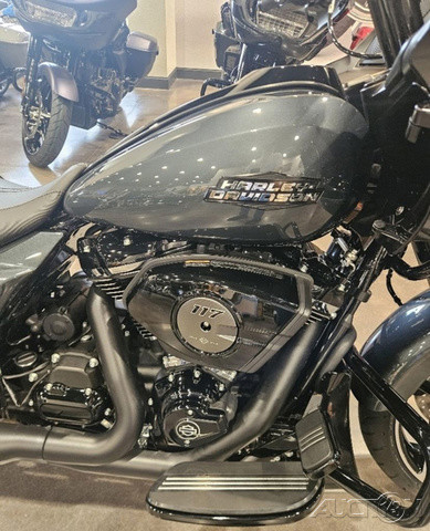 Road Glide®