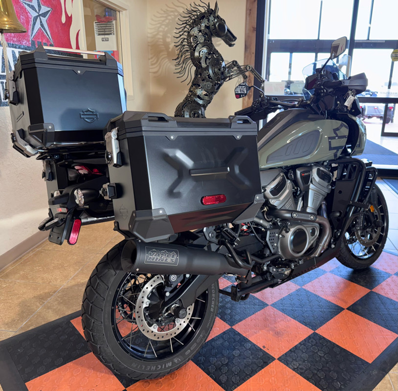 Pan America® 1250 Special