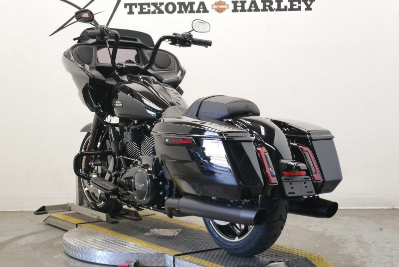 Road Glide®
