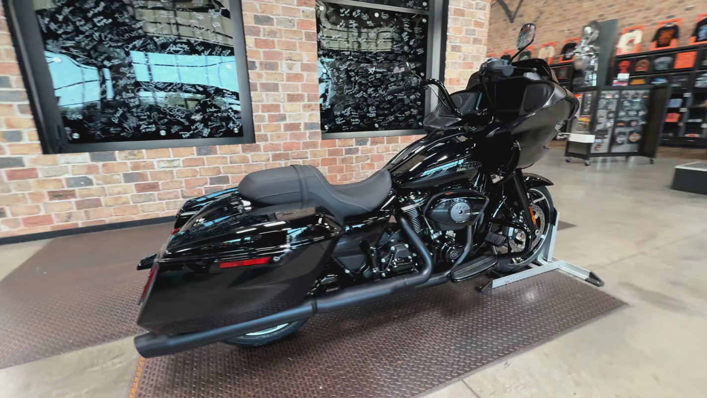 Road Glide®