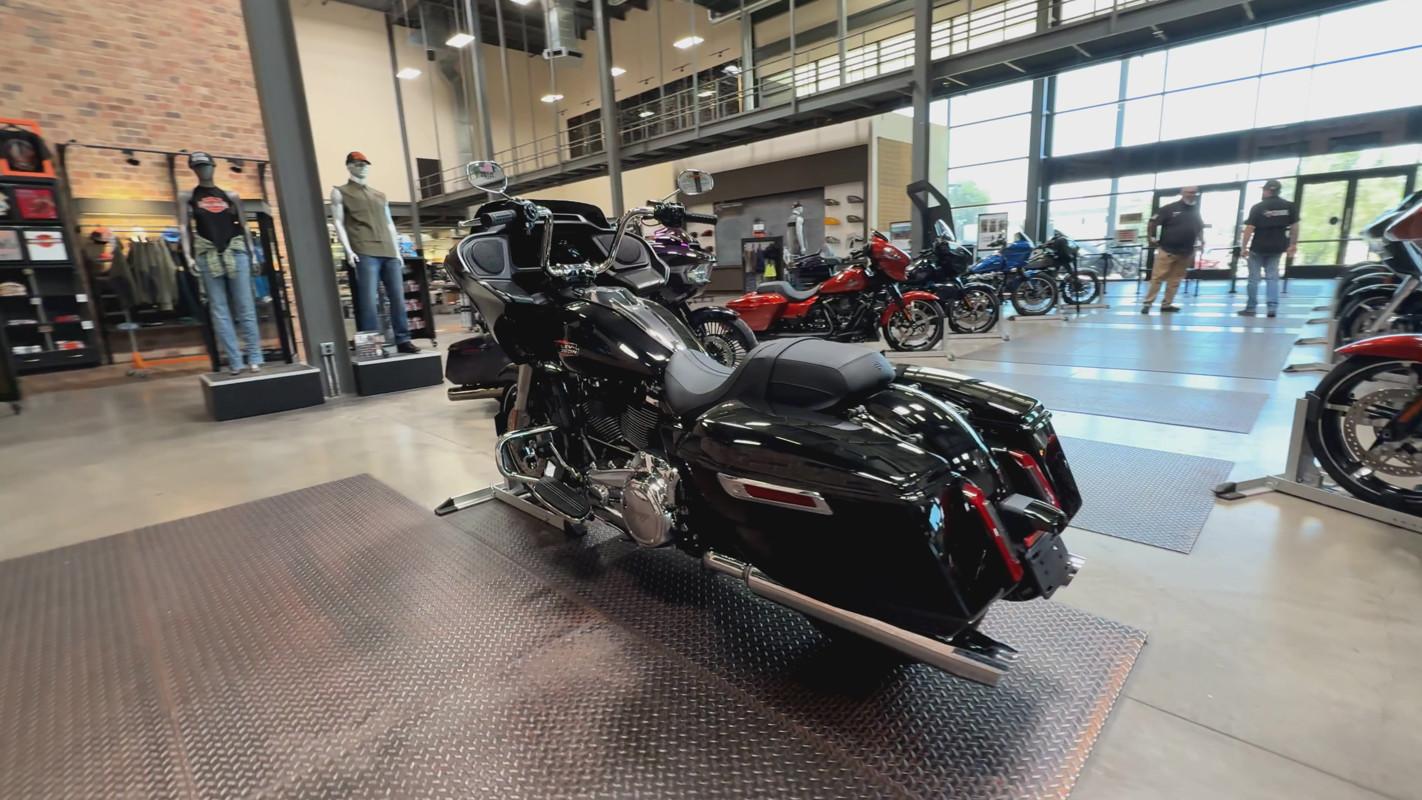 Road Glide®