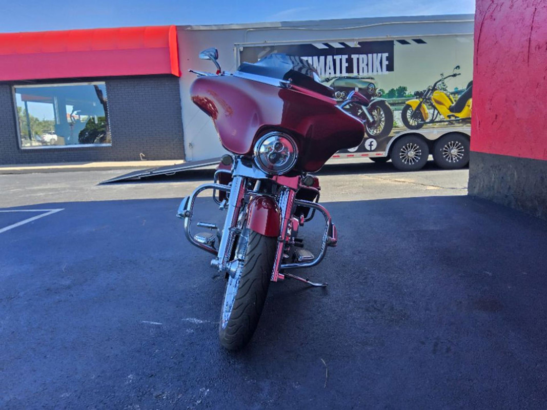Street Glide®