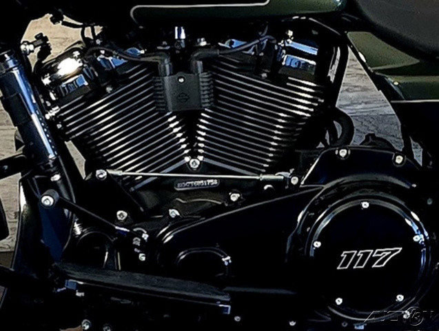 Road Glide®