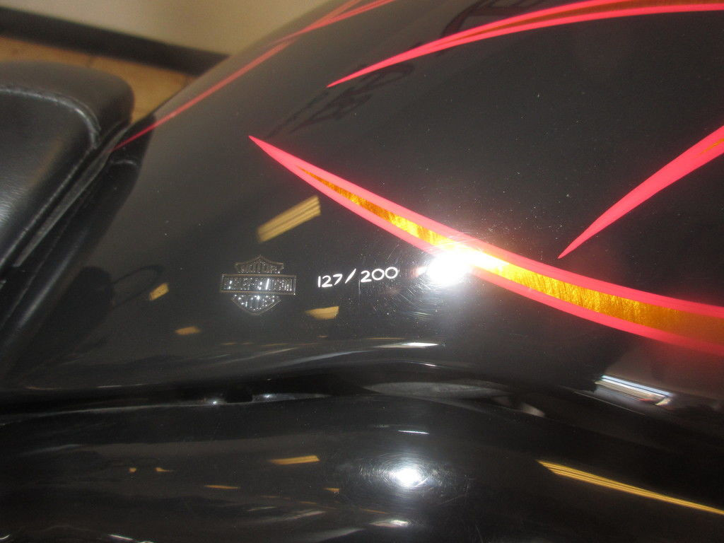 V-Rod® - Black Frame