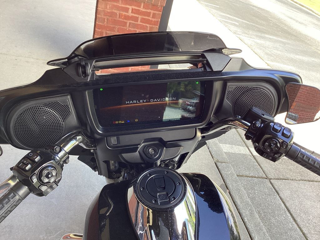 Street Glide®