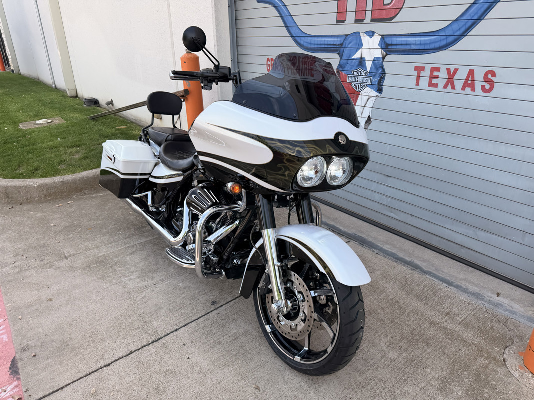 CVO® Road Glide® Custom