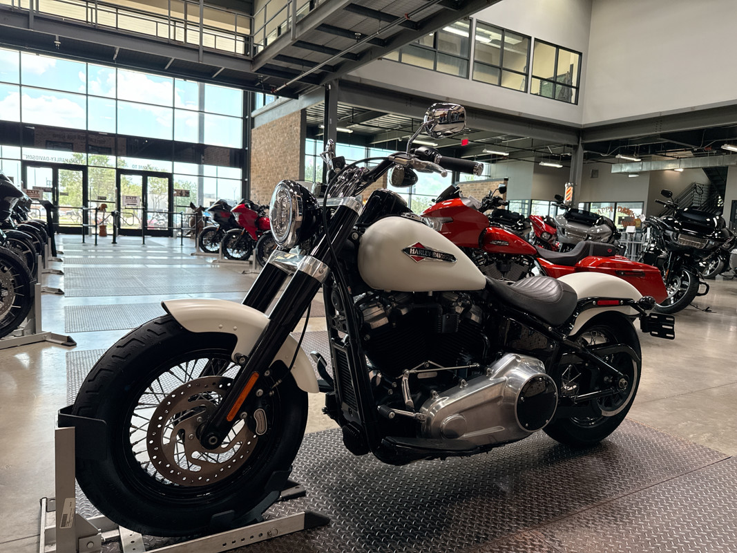 Softail® Slim®