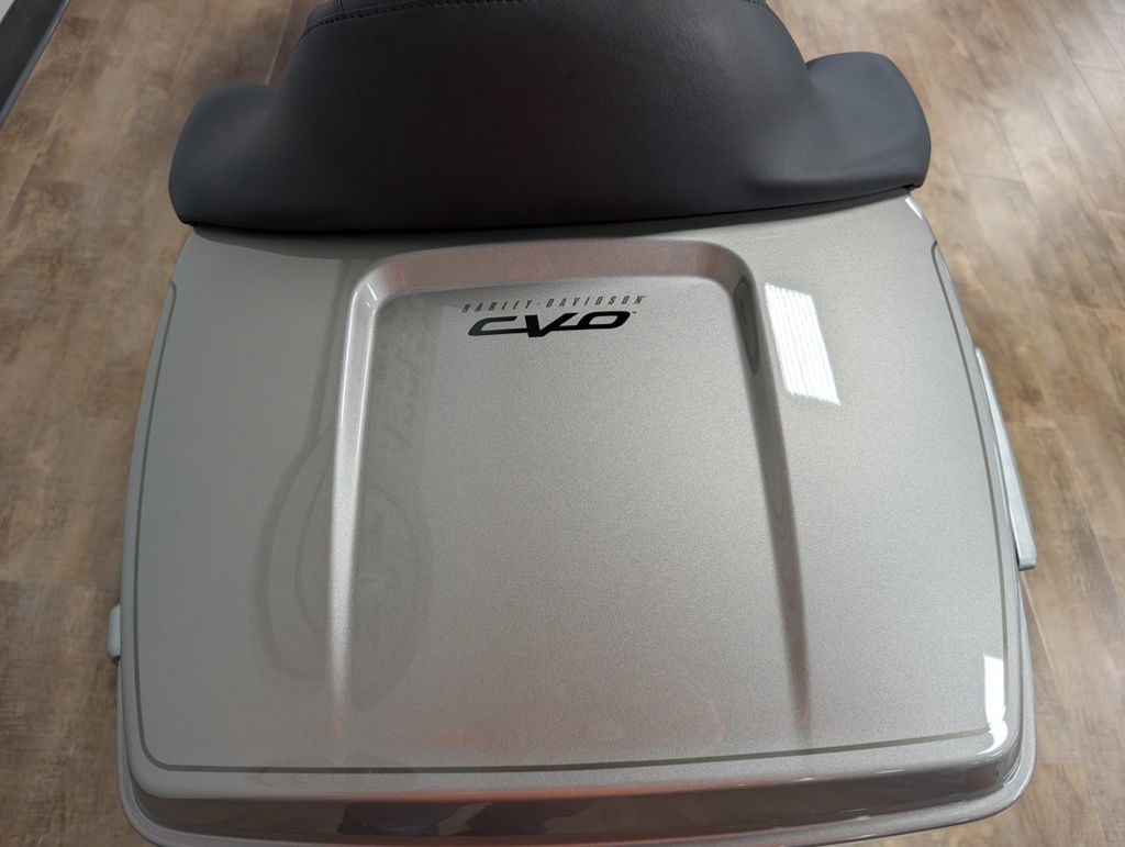 CVO® Street Glide®