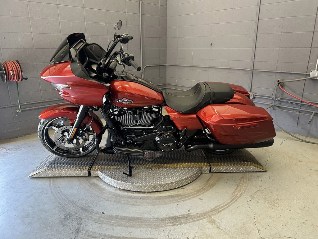 Road Glide®
