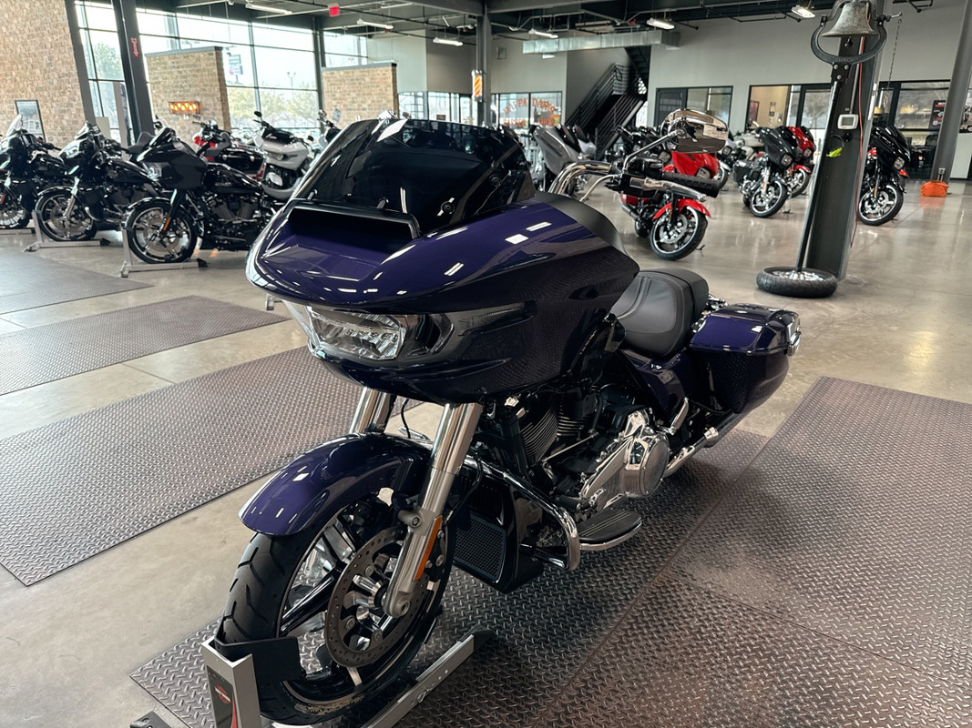 Road Glide®