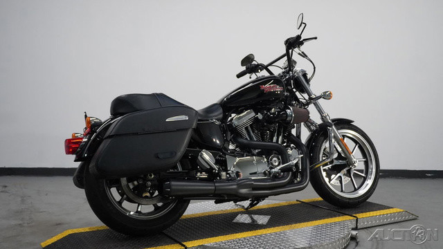 Sportster® SuperLow® 1200T