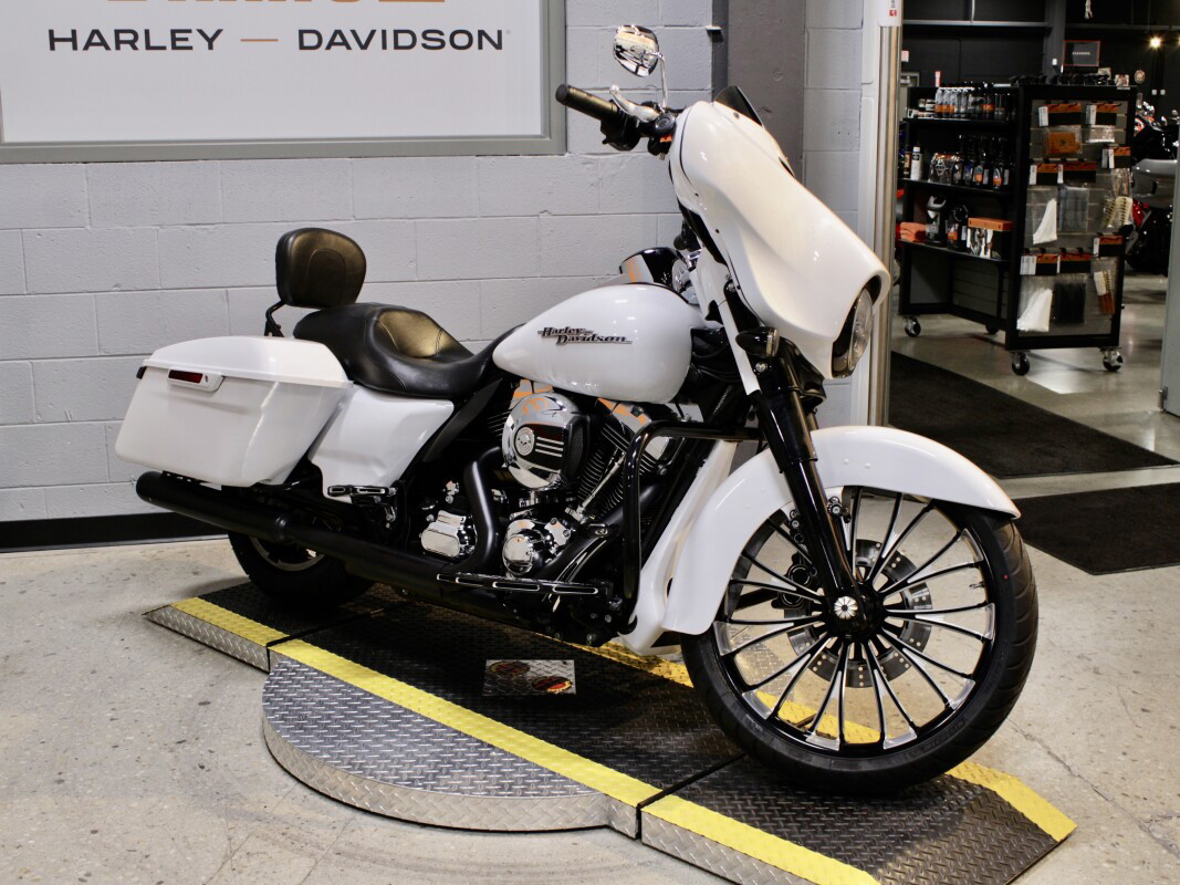 Street Glide® Special