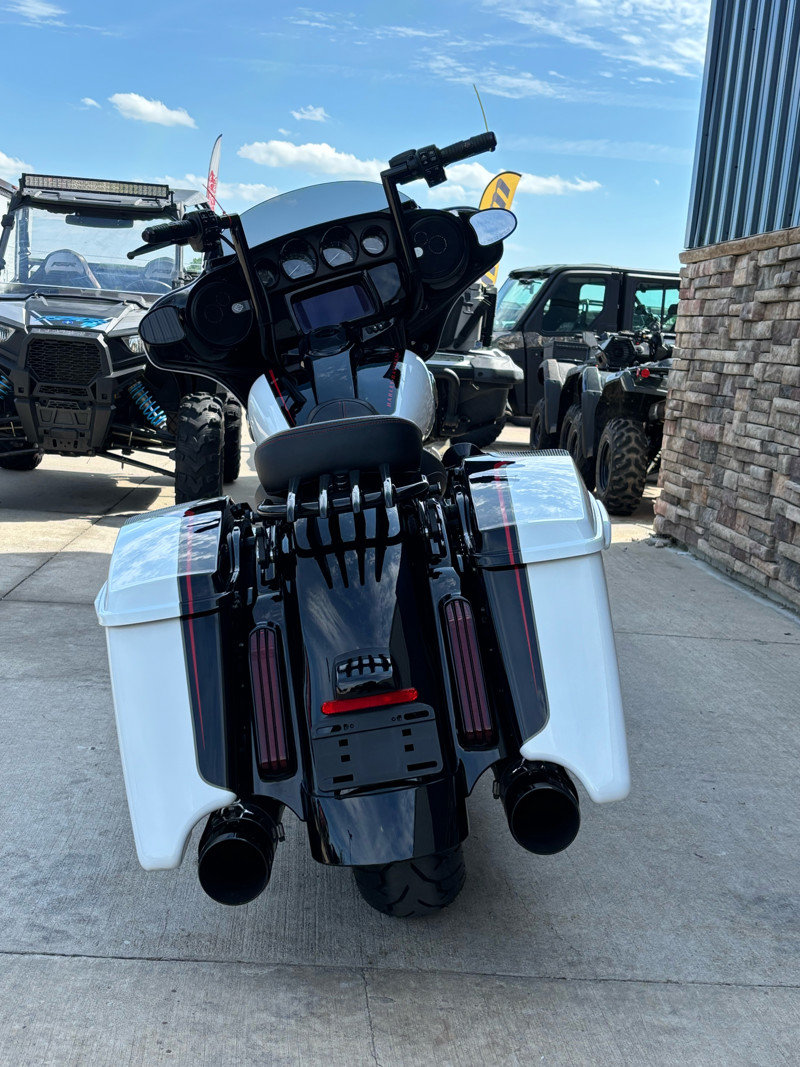 CVO® Street Glide®