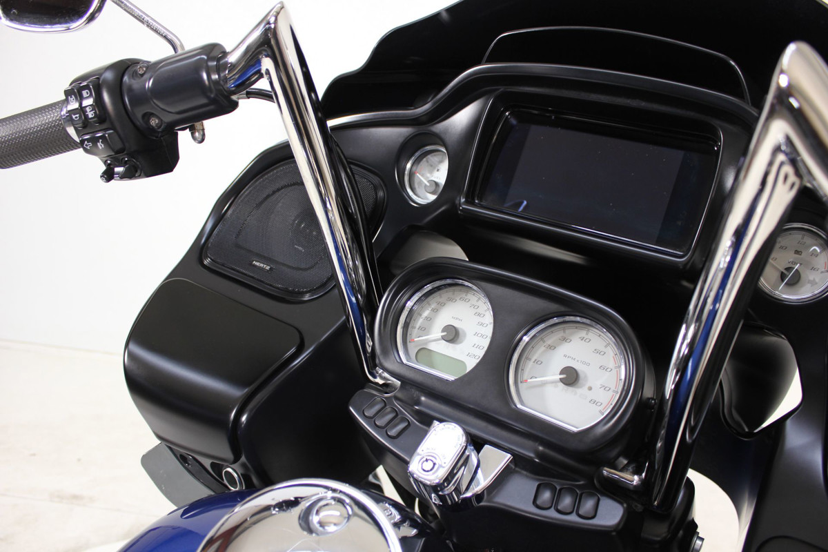 Road Glide®