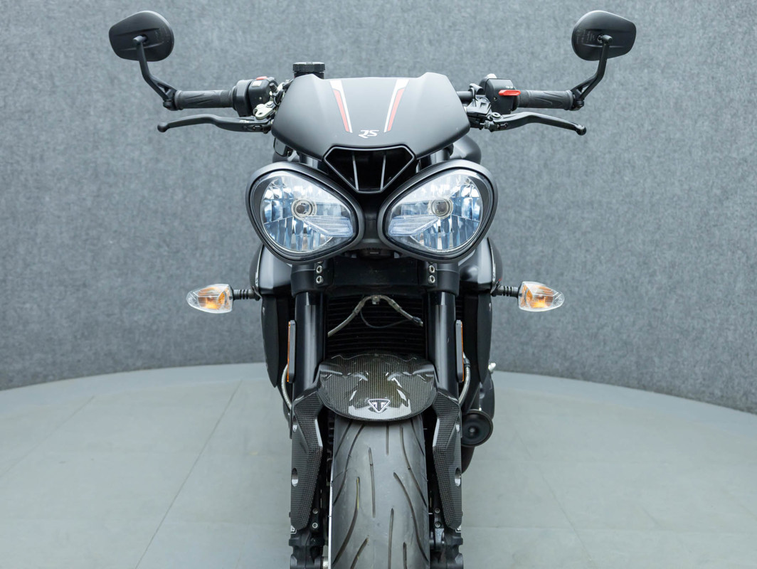 SPEED TRIPLE RS