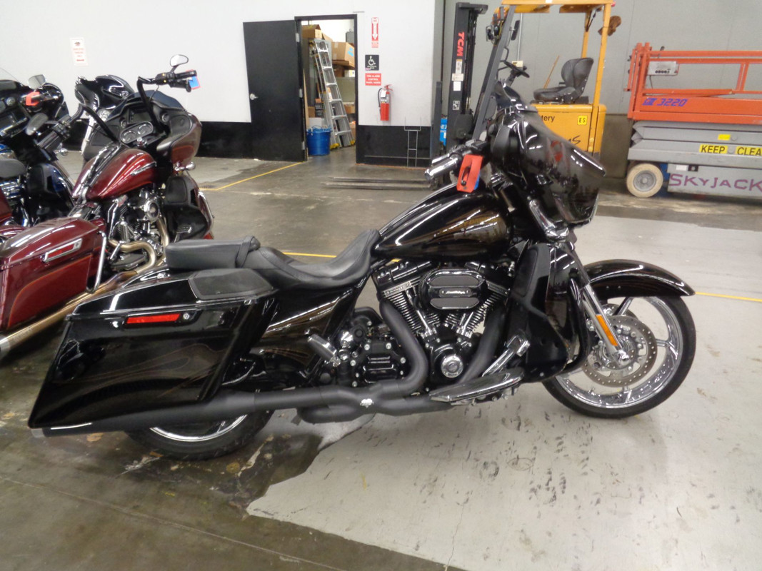 CVO® Street Glide®