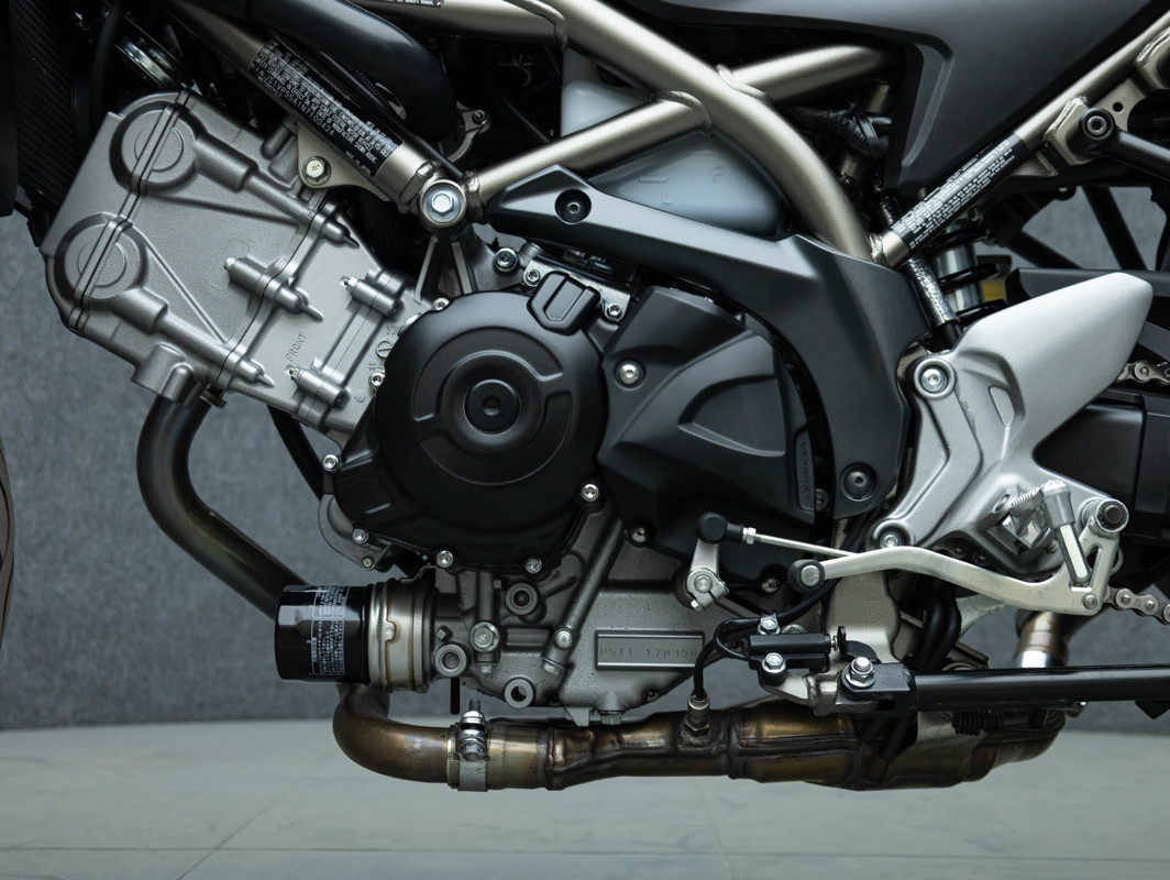 SV650