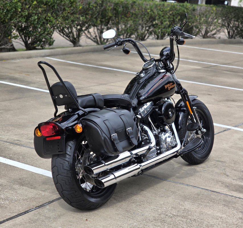 Softail® Cross Bones®