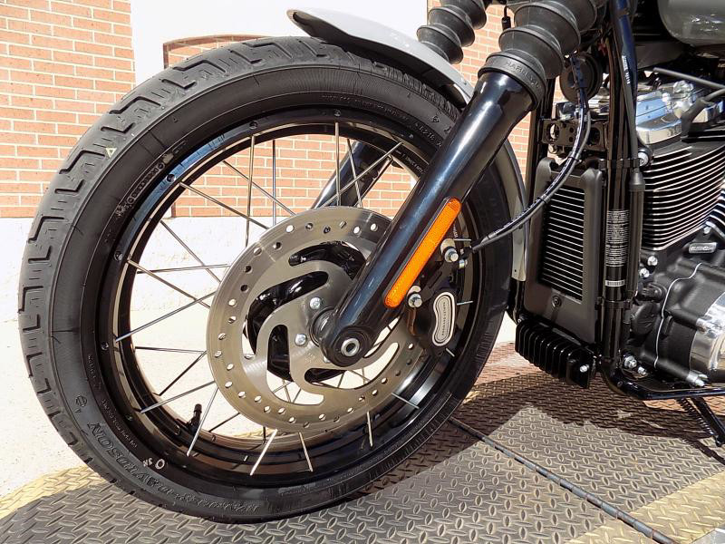 Street Bob®