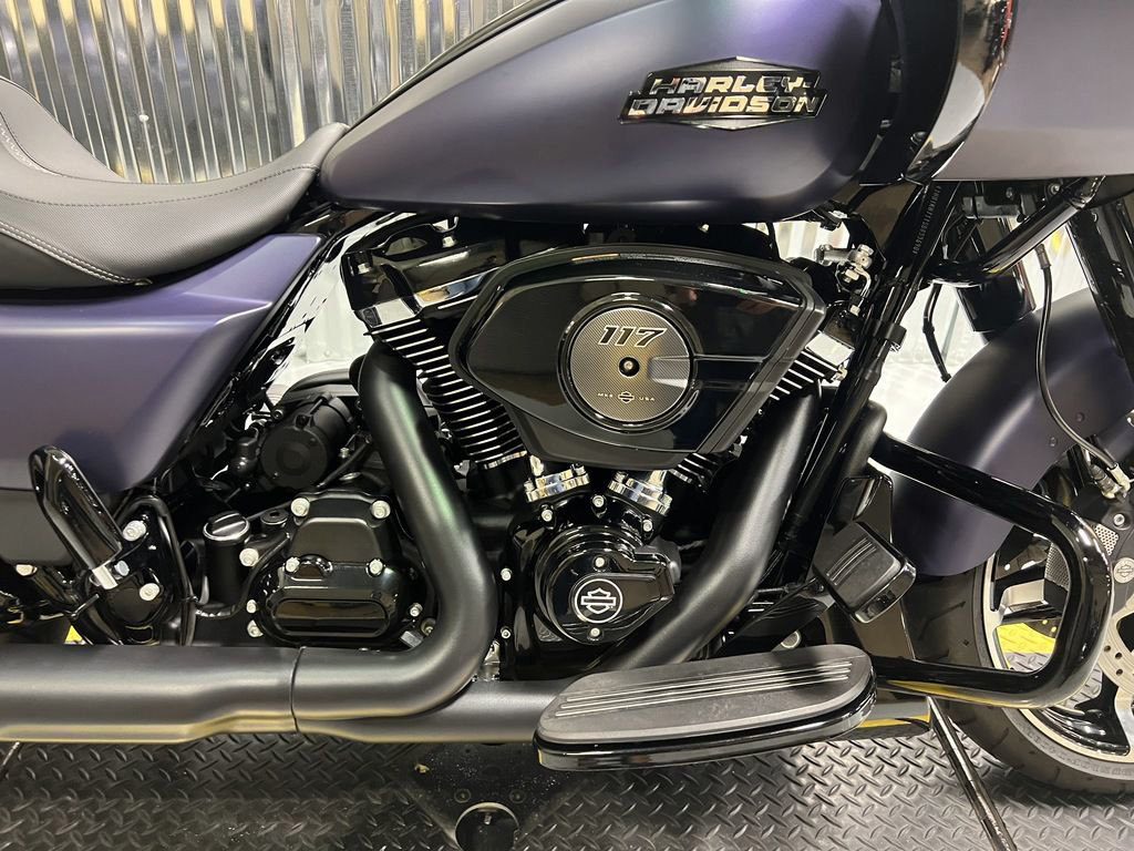 Road Glide®