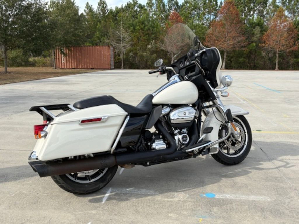 Electra Glide® Standard