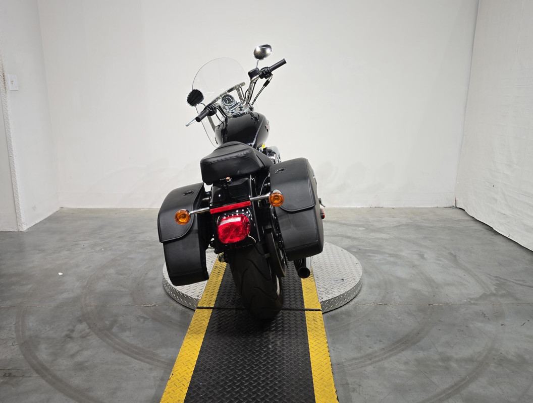 Sportster® SuperLow® 1200T
