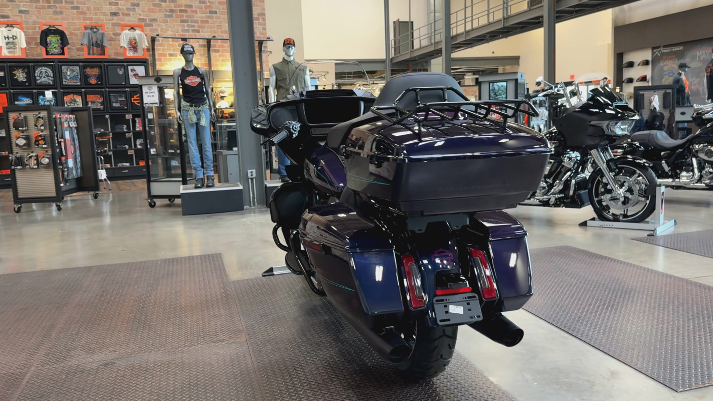 Street Glide® Ultra
