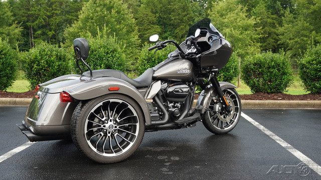 Road Glide® 3