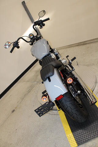 Street Bob®