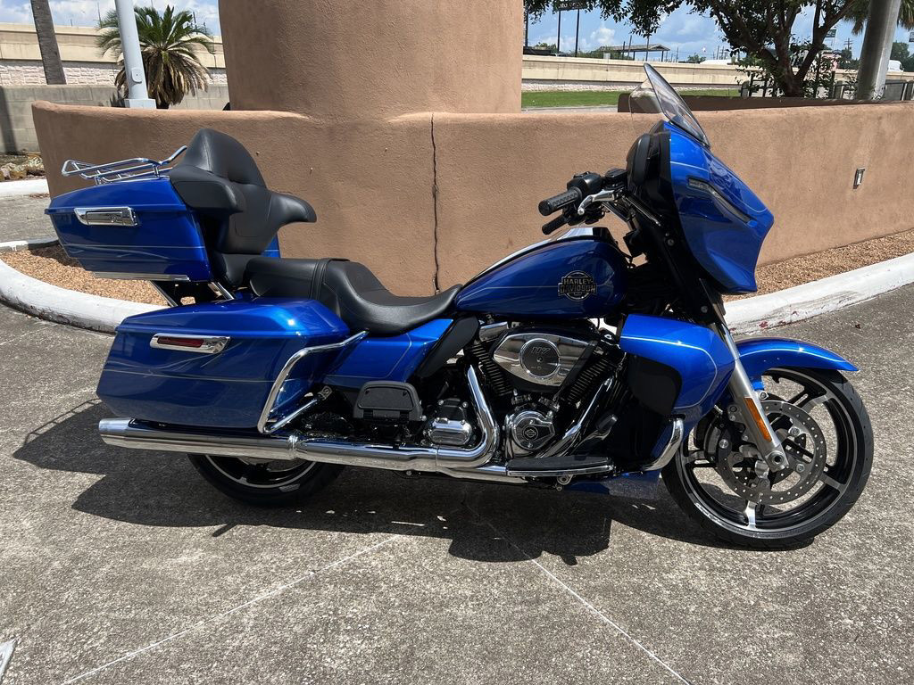 Street Glide® Ultra